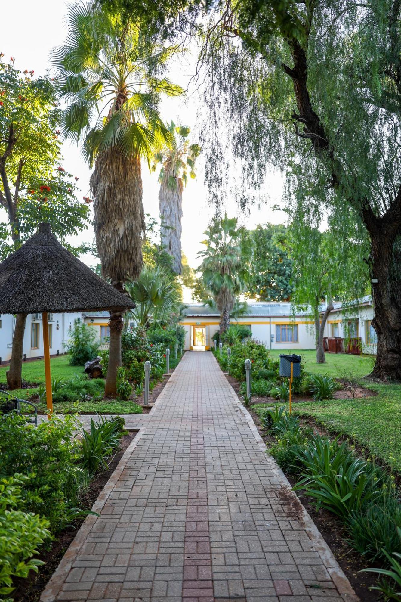 Cresta Botsalo Hotel Palapye Dış mekan fotoğraf