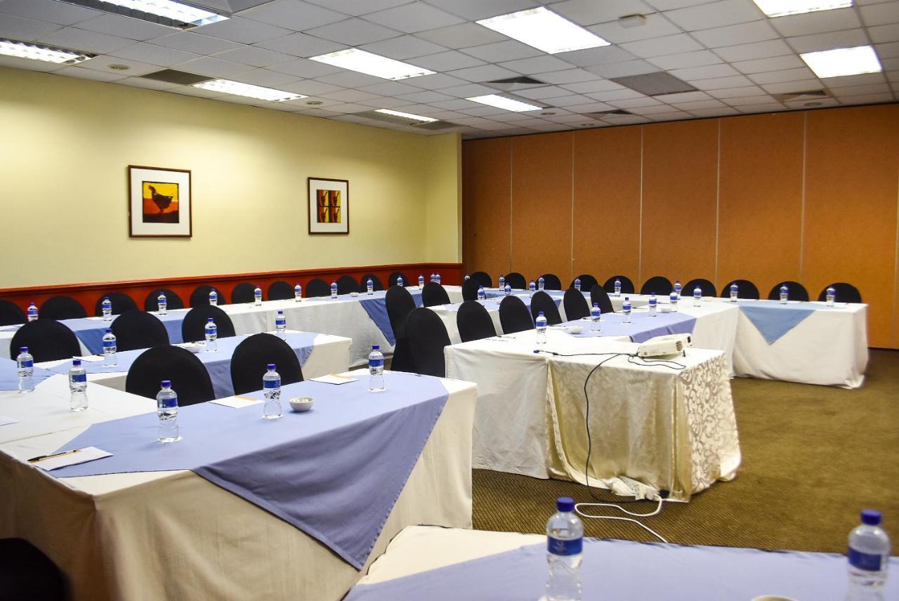 Cresta Botsalo Hotel Palapye Dış mekan fotoğraf
